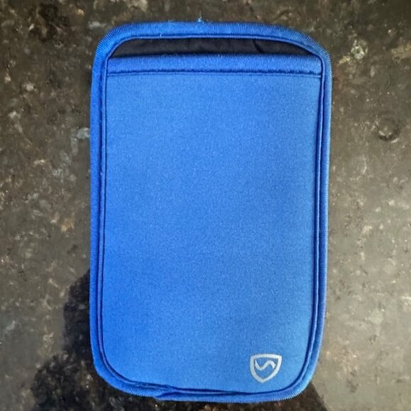 SHIELD YOUR BODY (SYB) BLUE Phone Pouch- SHIELD Wireless EMF Radiation - Picture 2 of 6
